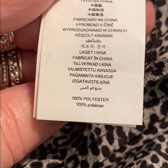 Michael Kors Roll-Tab Front Zip Cheetah Print Top - Picture 10 of 11